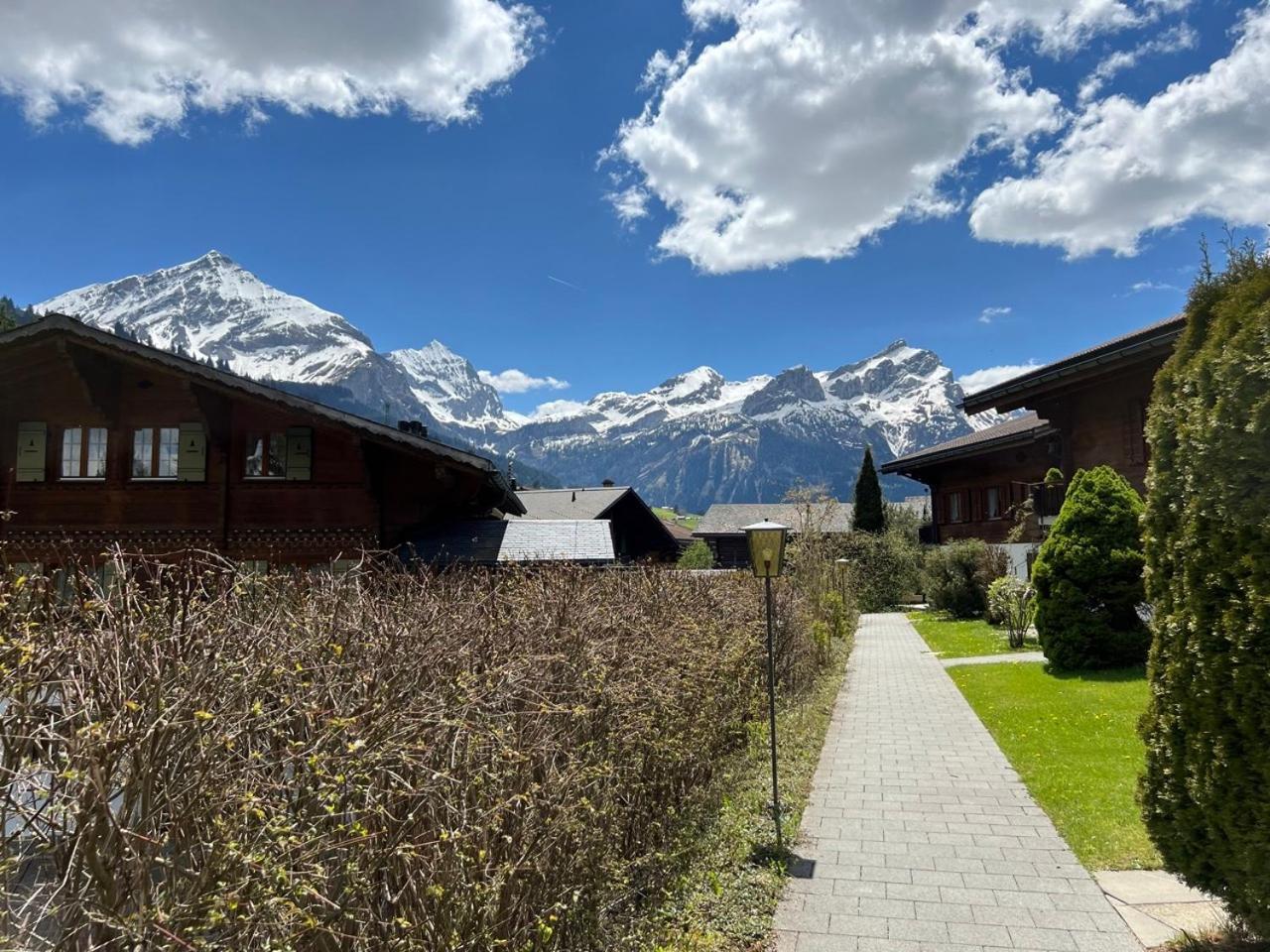 Beautiful Apartment With Stunning View Gsteig Екстериор снимка