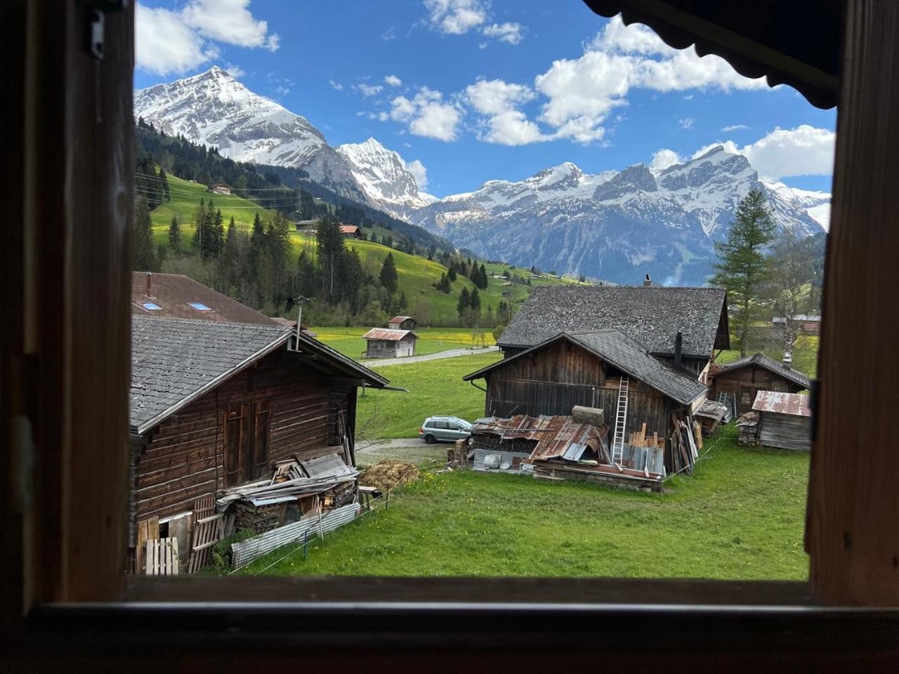 Beautiful Apartment With Stunning View Gsteig Екстериор снимка